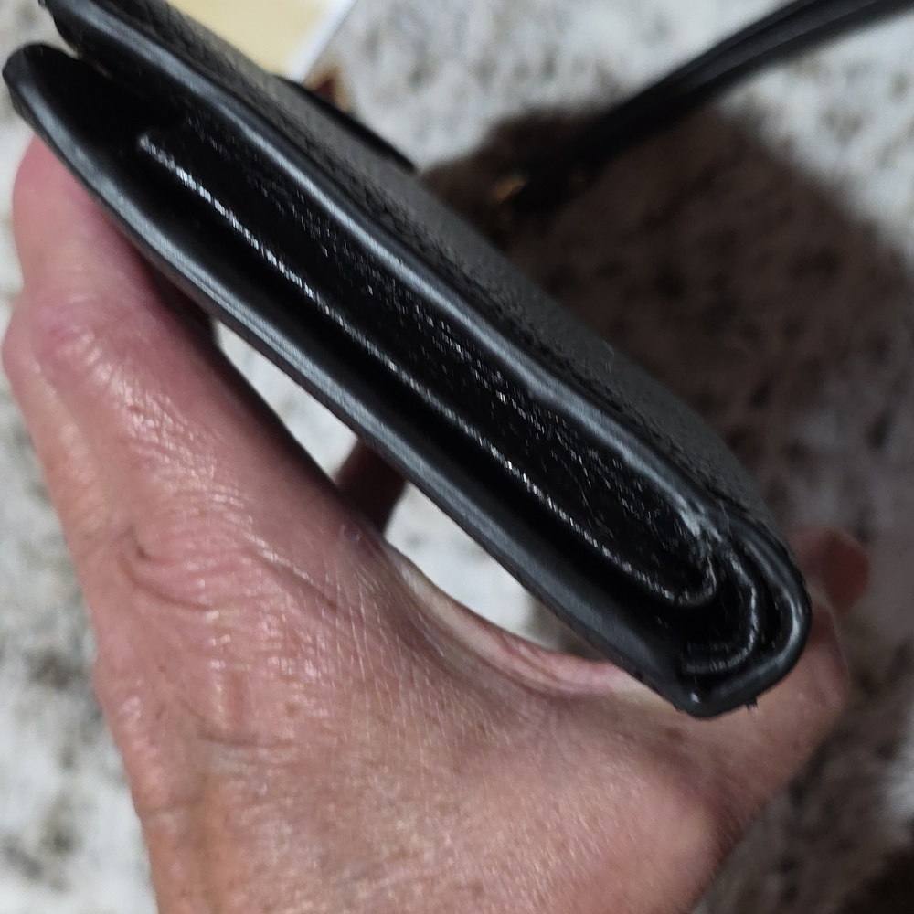 New Michael Kors Contintental Leather Black Wallet. - Picture 5 of 9